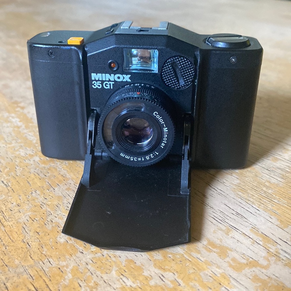 Minox 35 GT camera lomography film